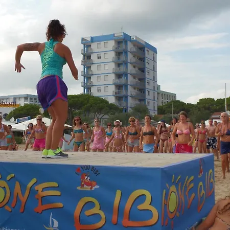 Fuer 6 Personen Ca 55 Qm In Bibione, Adriakueste Italien Und Umgebung - B63120 Nyaraló Bibione