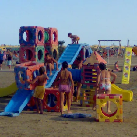 Fuer 6 Personen Ca 55 Qm In Bibione, Adriakueste Italien Und Umgebung - B63120 Nyaraló *