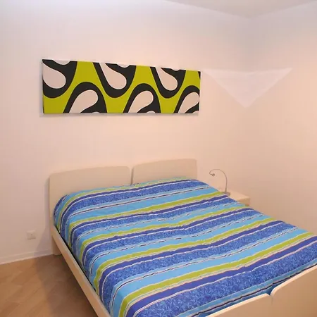 Fuer 6 Personen Ca 55 Qm In Bibione, Adriakueste Italien Und Umgebung - B63120 Nyaraló *