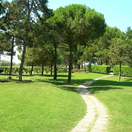 Fuer 6 Personen Ca 55 Qm In Bibione, Adriakueste Italien Und Umgebung - B63120 Nyaraló Bibione